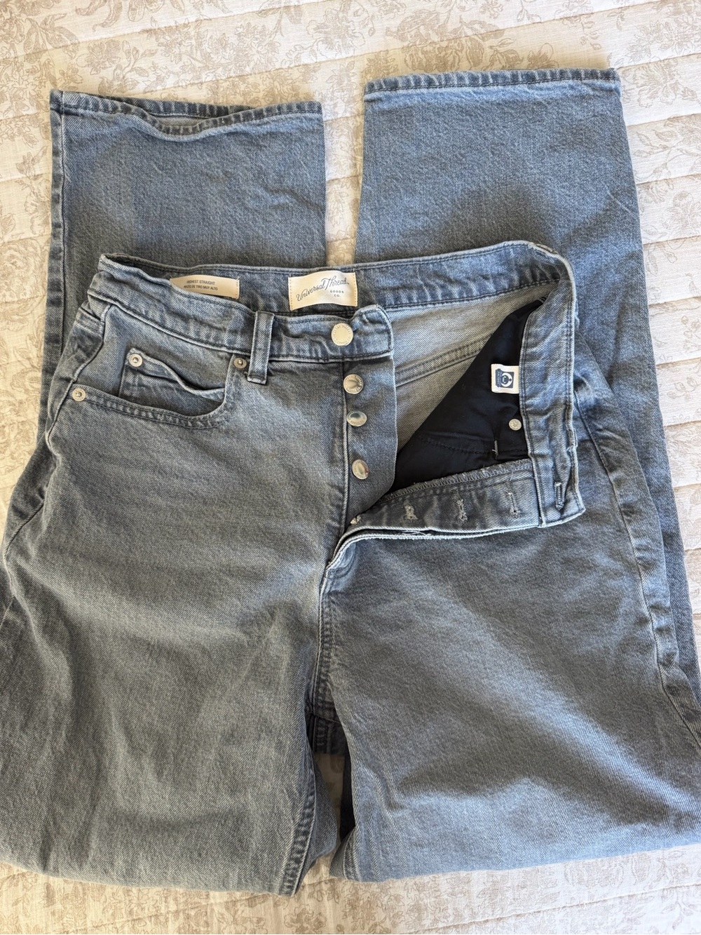 Vintage Button-Fly Light Blue Women’s Jeans